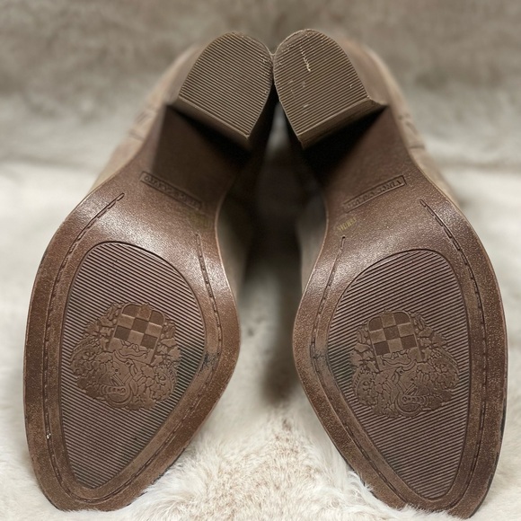 Vince Camuto Boots French Taupe Suede Leather Fileana - Womens Size 6.5M - Picture 5 of 13